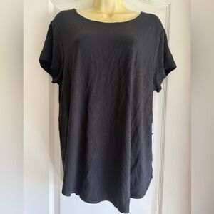 Cupio Polished Black Tee